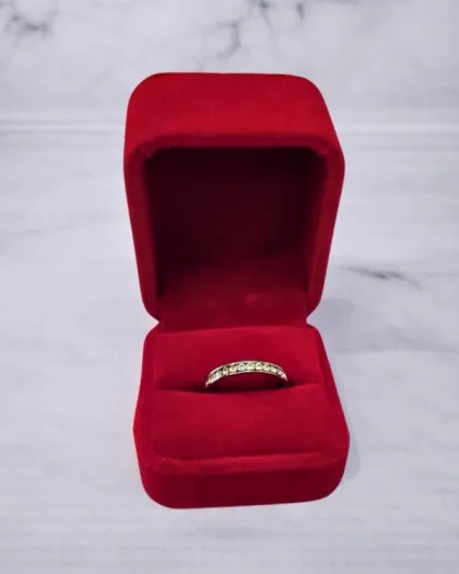 Anillo Oro Blanco con piedras n&uacute;mero 15