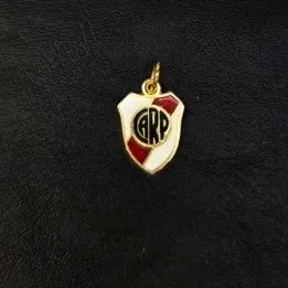 Dije escudo River